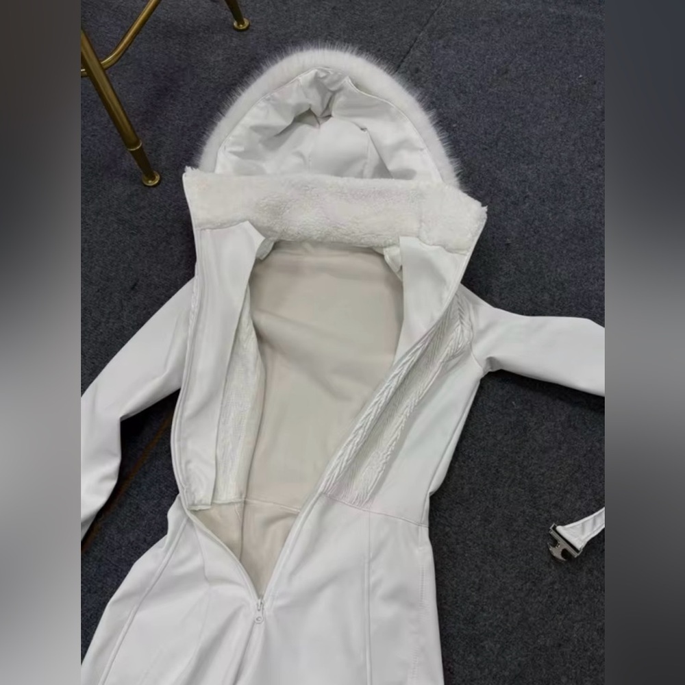 White Ski & Snow Jacket - Picture 8 of 11